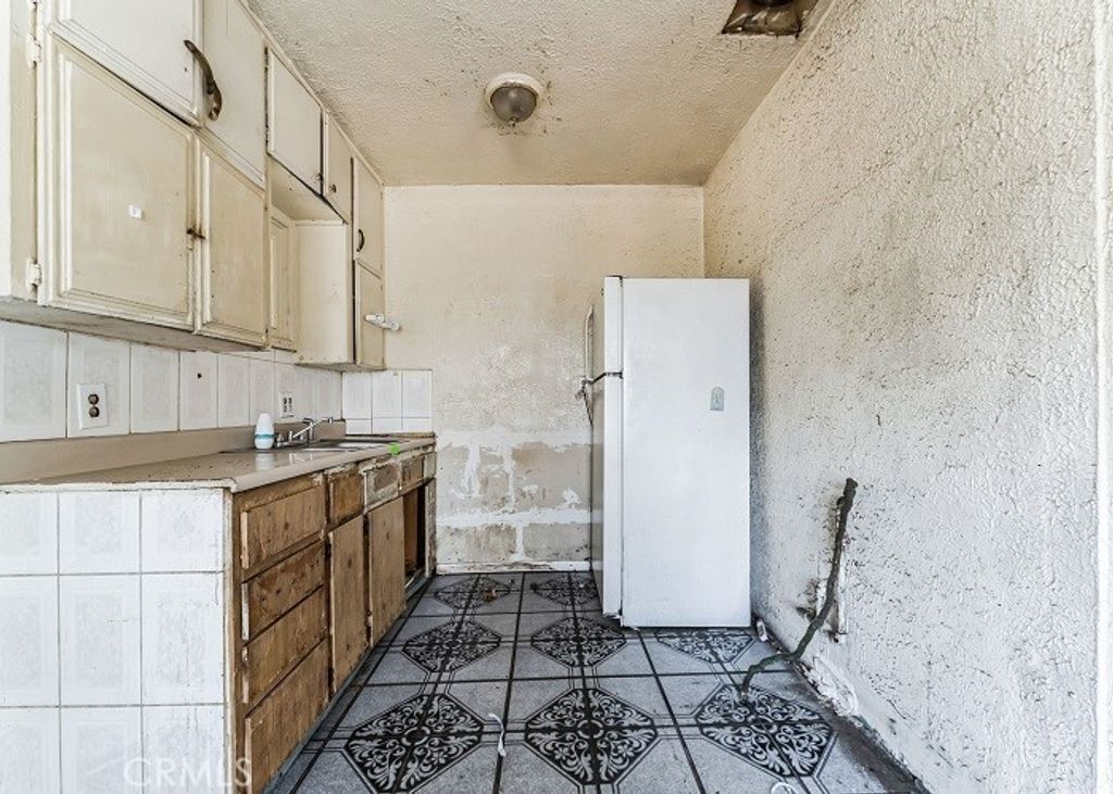 listing image 108