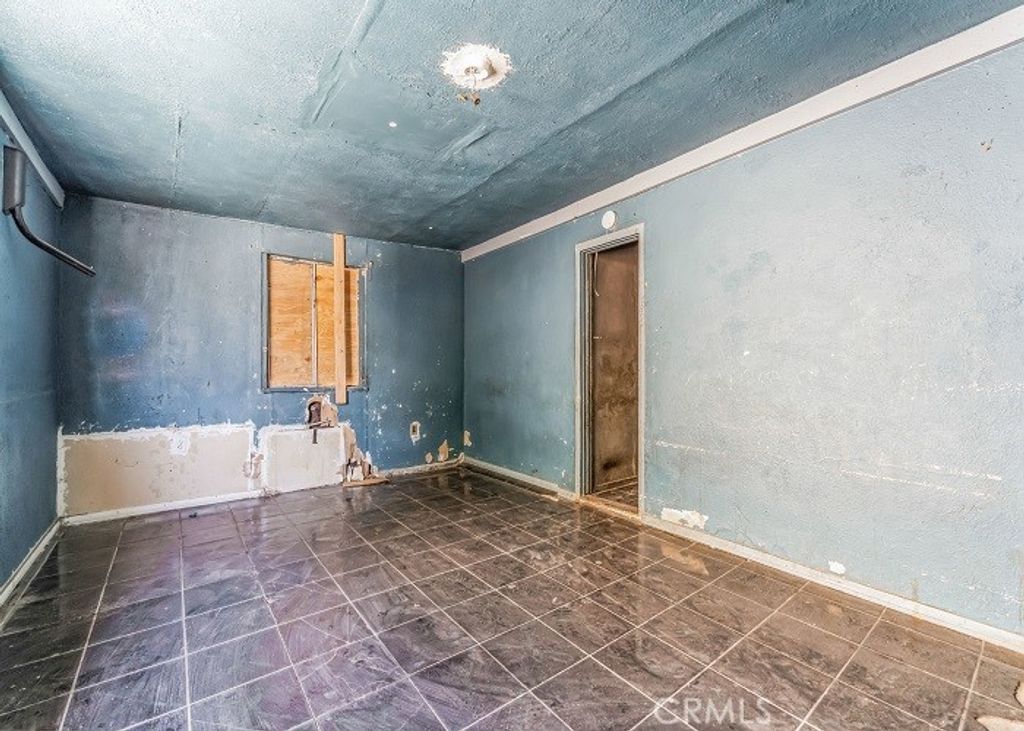 listing image 116