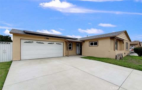 A home in El Monte