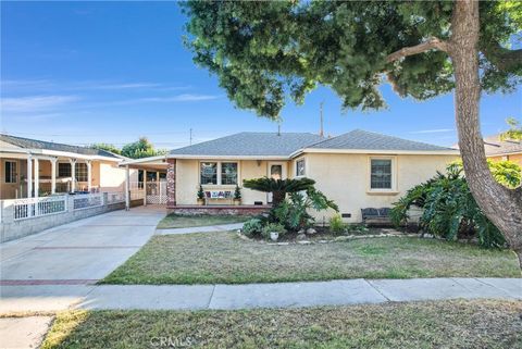 A home in Santa Fe Springs