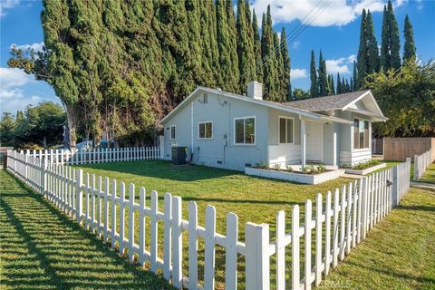 A home in El Monte