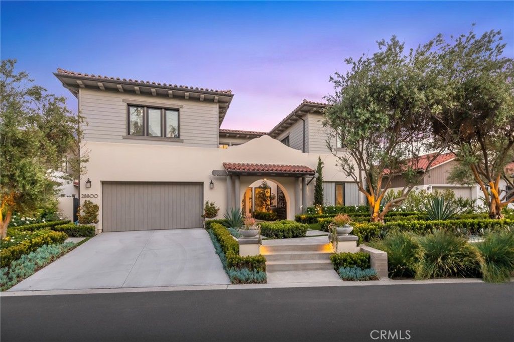 listing image 130724110063973125213