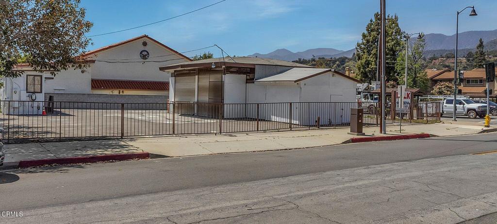 2444 Huntington Drive