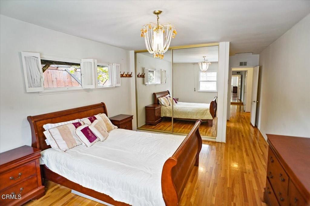 listing image 130724788176832277313