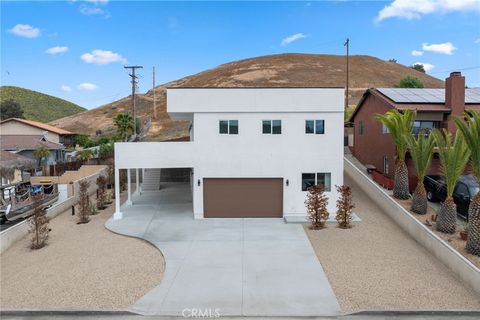 A home in Canyon Lake