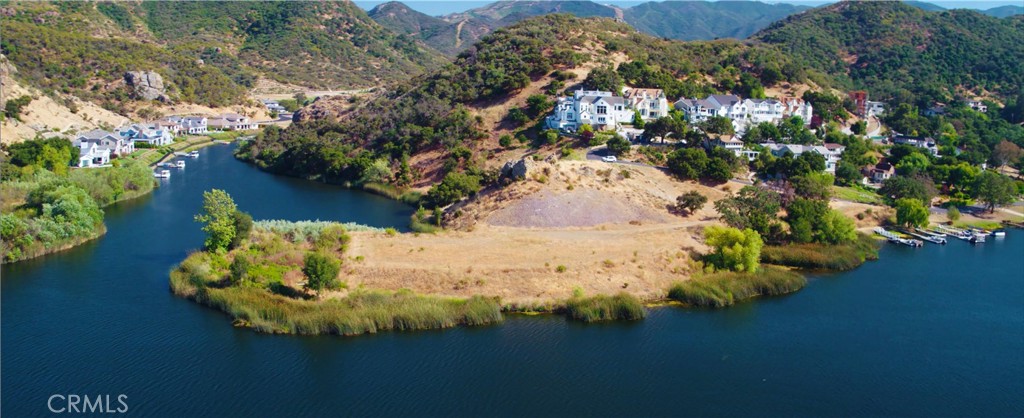 500 Lower Lake Road