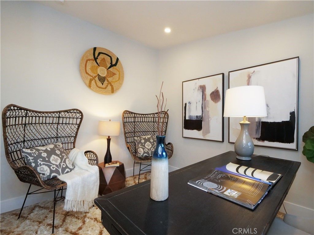 listing image 130722761359388530723