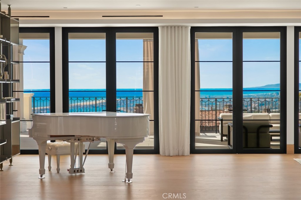 Pelican Hill (NCPH) - Residential