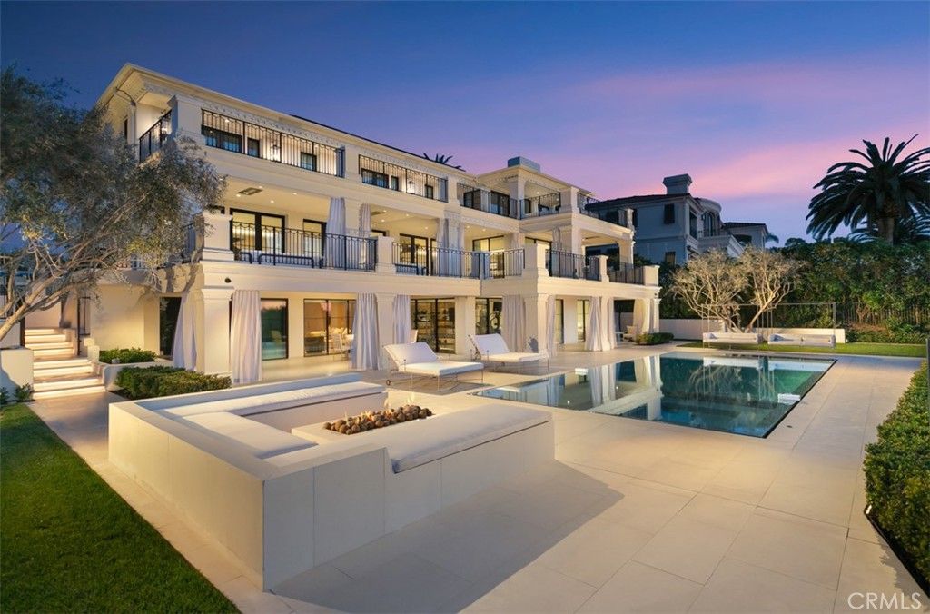 Photo of 7 Sailview, Newport Coast, CA 92657 (MLS # OC25064194)