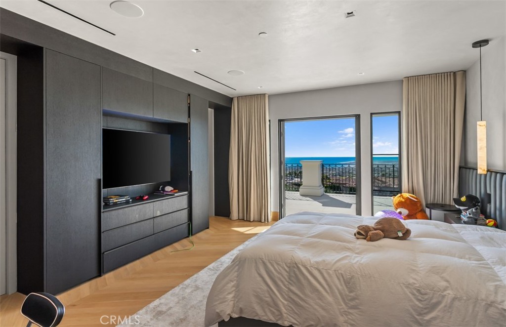 Pelican Hill (NCPH) - Residential