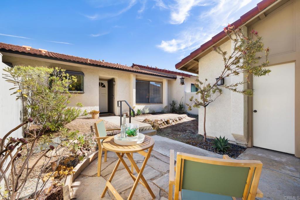 1944 Springdale Lane