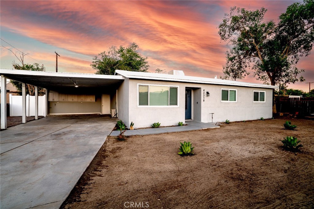 Photo 1 of 17 of 43318 Kenya Drive house