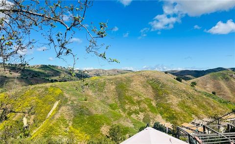 A home in Calabasas