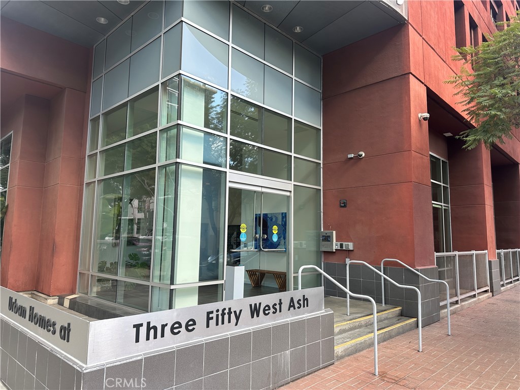 350 W Ash Street 103