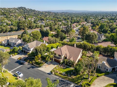 A home in North Tustin