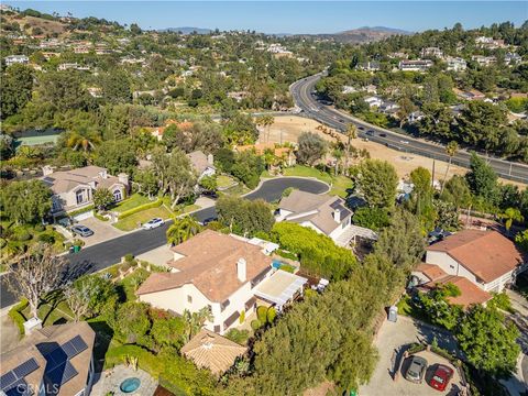 A home in North Tustin