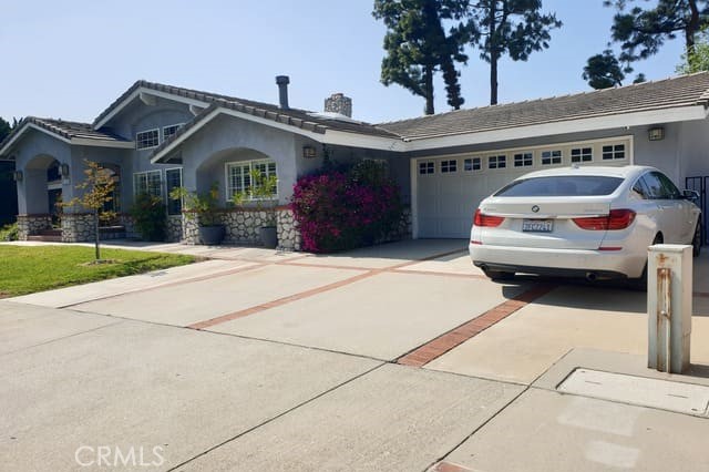 1355 Paseo Dorado