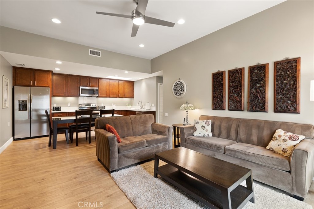 2049 Via Mariposa E H