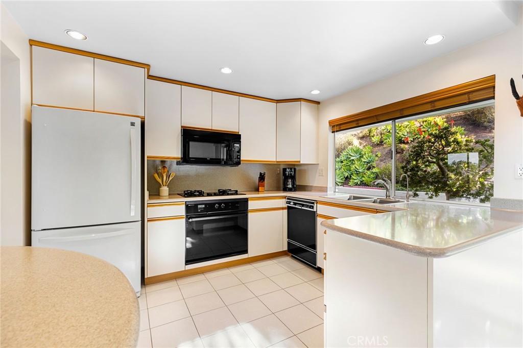 Ocean Vista Custom (OV) - Residential