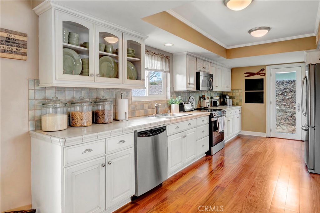 12041 Montecito Road