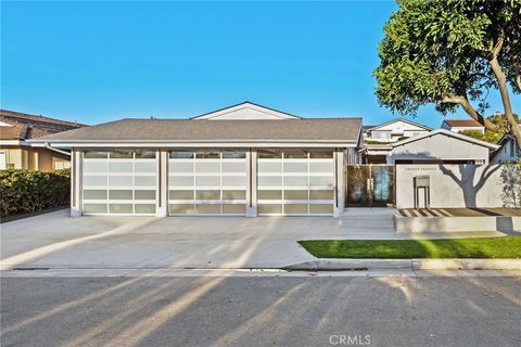 A home in Corona Del Mar