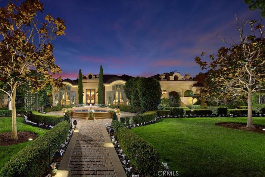 Beautiful Pelican Crest estate.
