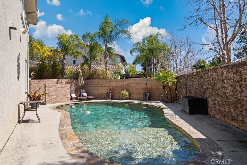 46337 Canyon Crest Court
