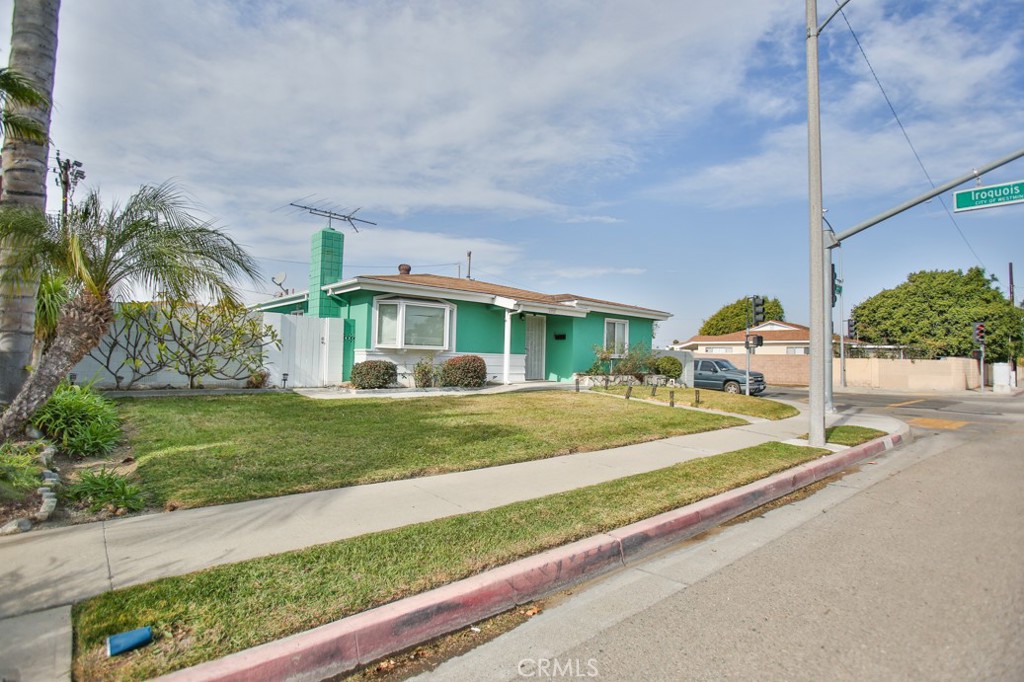 13371 Springdale Street