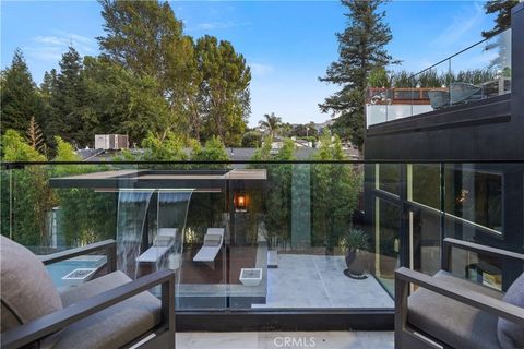 A home in Studio City