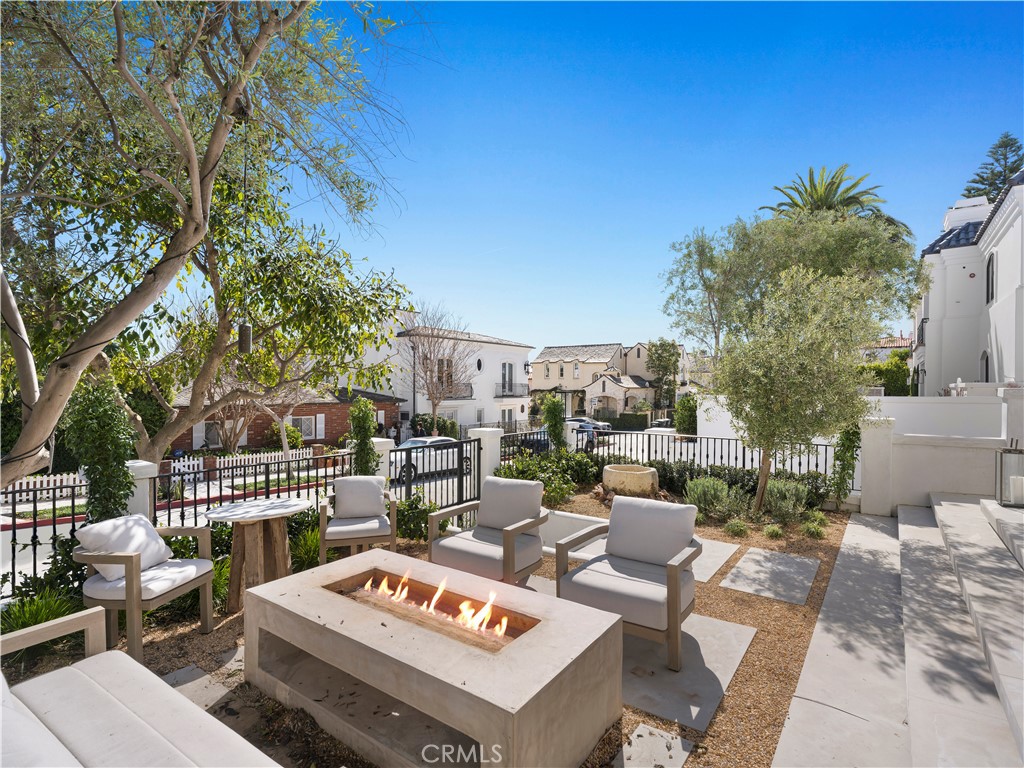 Corona del Mar South of PCH (CDMS) - Residential