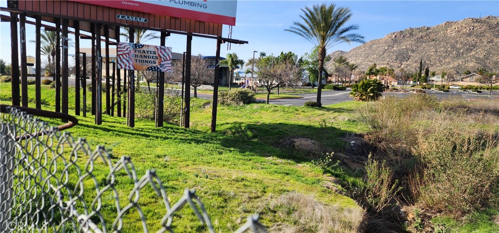 This unique piece of property sits adjacent to the 215 S freeway. It sits behind the church and is land locked and the only access is via permission from the church. The billboard is currently on a lease. The seller also has 21320 Box Springs Rd MV 2.12 acres next door west of this property for sale separately.
Interested parties are to contact city, county, and all entities, and conduct all investigations and inspections as deemed necessay not limited to potential use, permits, zoning, grant for an easement to access the property, size, etc.