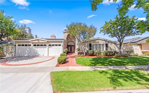 A home in Los Alamitos