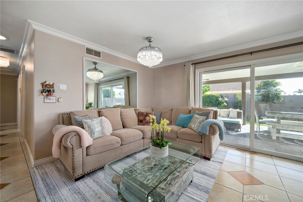 8202 holland drive
