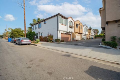 A home in Mission Hills (San Fernando)