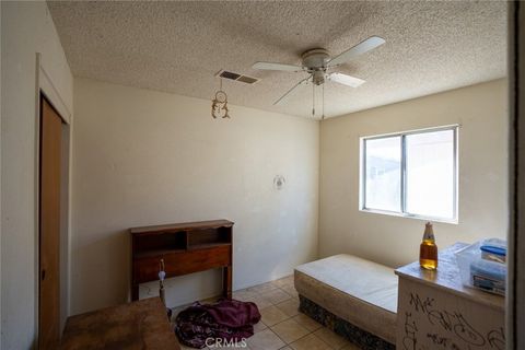 A home in Firebaugh