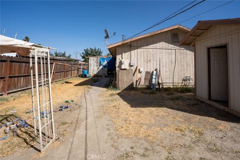 A home in Firebaugh