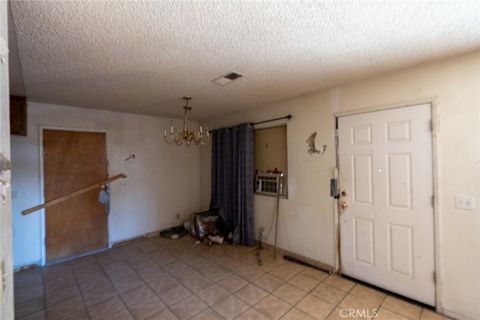 A home in Firebaugh