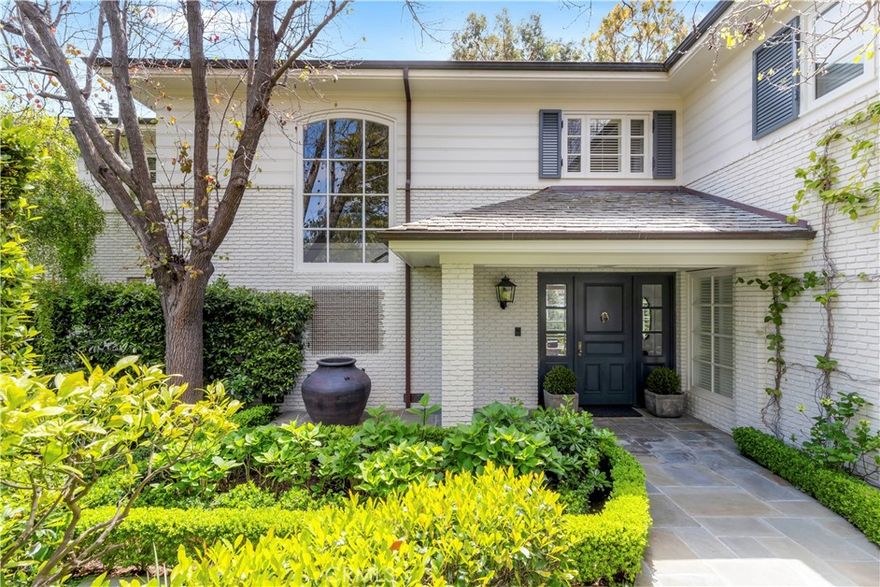 One of Newport Beach’s most impressive properties, 27 Burning Tree Circle is located behind the exclusive guard-gated community of Big Canyon. Perched high above the second fairway of the golf course, this estate sits on two lots, totaling 27,509 square feet, over half an acre. With spectacular views of Fashion Island and the golf course, this property is custom built, with a beautiful pool and jacuzzi, charming guest house, large outdoor spaces and beautiful gardens, perfect for entertaining. Every detail of the home is thoughtfully curated and designed. Nestled along a private cut-de sac, the estate is not only impressive in scale, but visually stunning. The interior architecture is exceptional, with high ceilings, custom woodwork, an open kitchen layout with beautiful stone countertops and French doors opening up to the pool and gardens throughout the home. The estate is conveniently located across from Fashion Island, one of California’s most famous outdoor lifestyle centers, with world class dining and shopping.