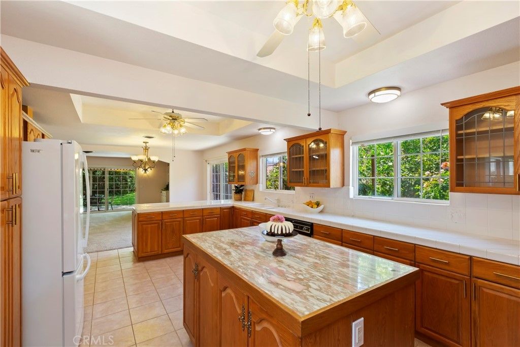 listing image 130722013551483372156