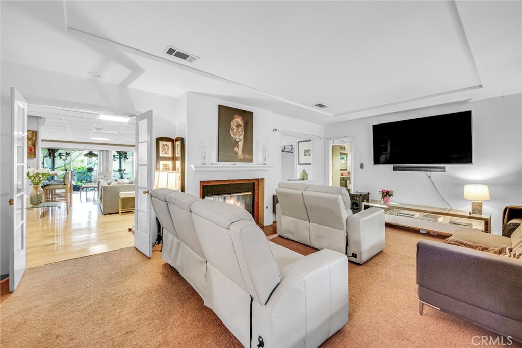 Properties 4 17520 Kingsbury Street