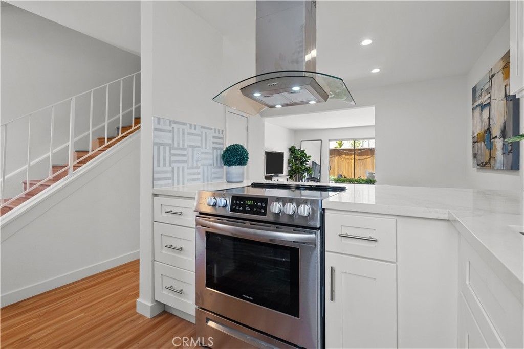 listing image 130723244147614023166