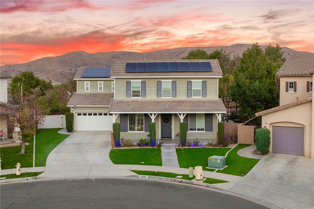 11119 Iris Court
