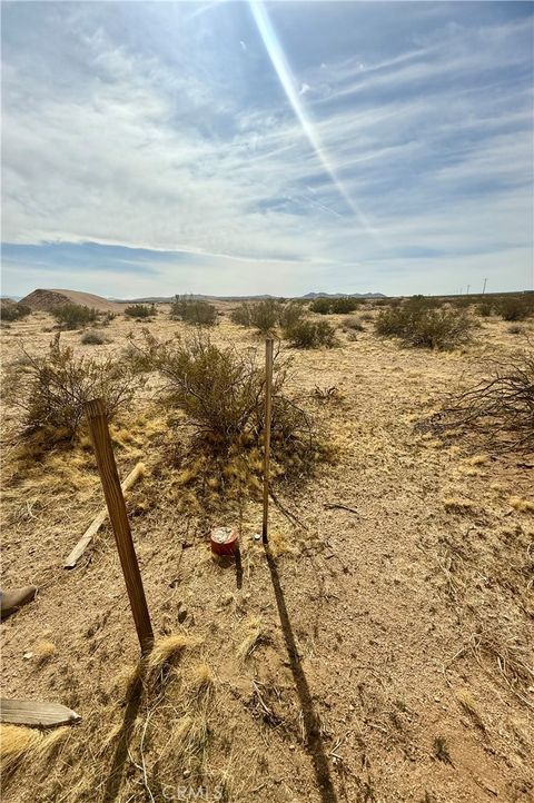 Photo of 0 Drifting Sands Road, Adelanto, CA 92301 (MLS # HD25072544)