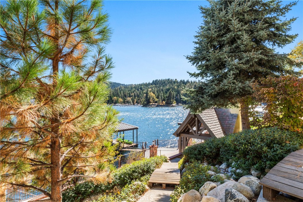 Arrowhead Woods (AWHW) - Residential