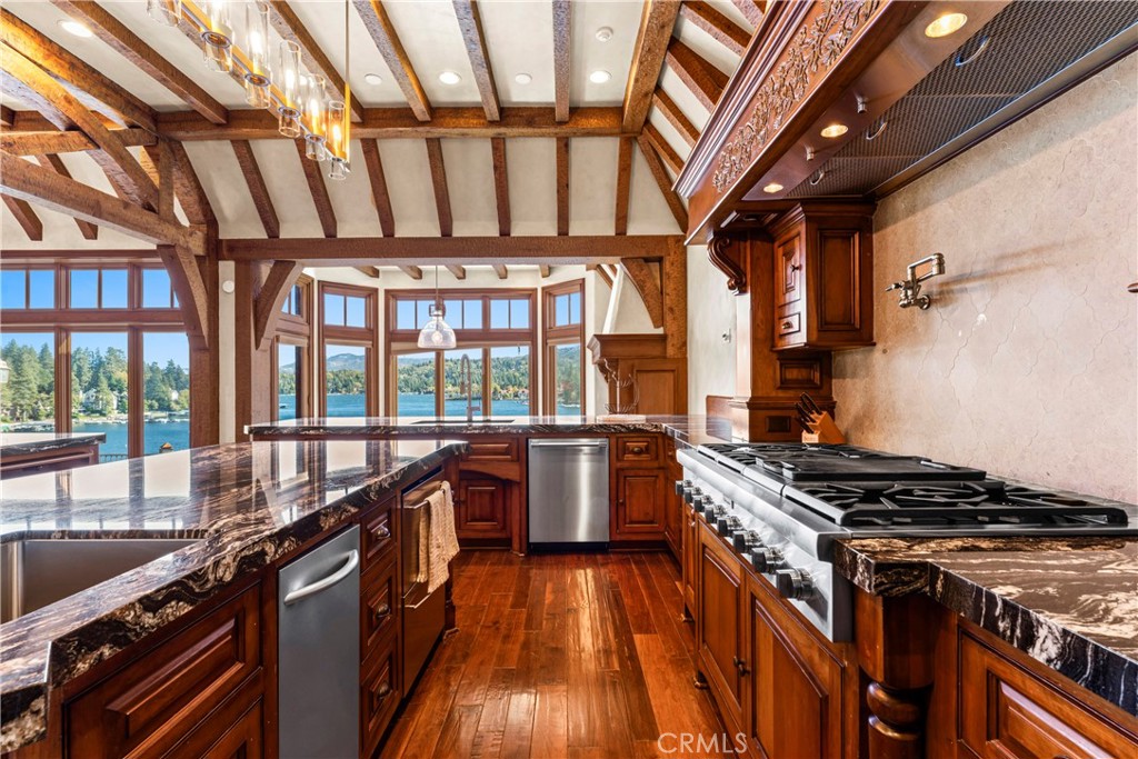 Arrowhead Woods (AWHW) - Residential