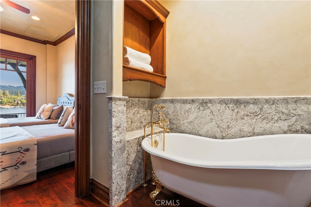 Arrowhead Woods (AWHW) - Residential