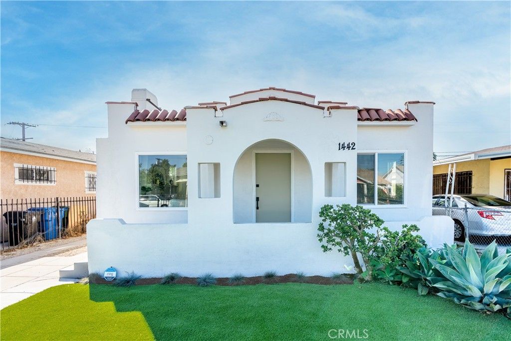 listing image 130728239992797126586