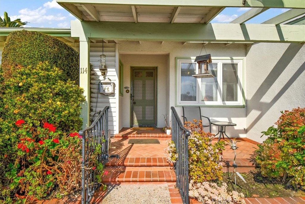 114 S Emerald Place