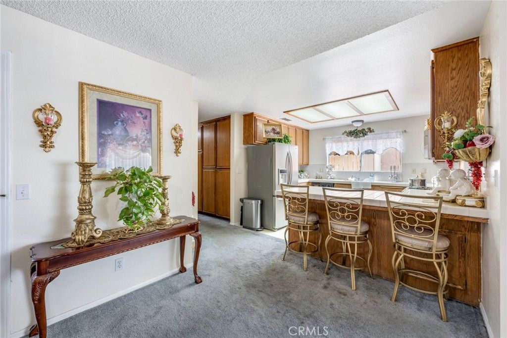 listing image 130724669742520629714