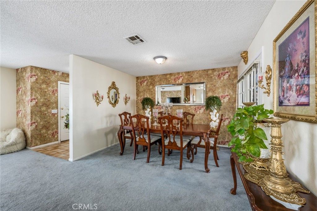 listing image 130725192434077778425